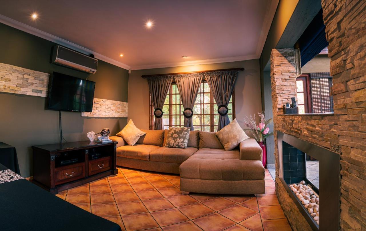 Waterfalls Boutique Hotel Pretoria-Noord Esterno foto