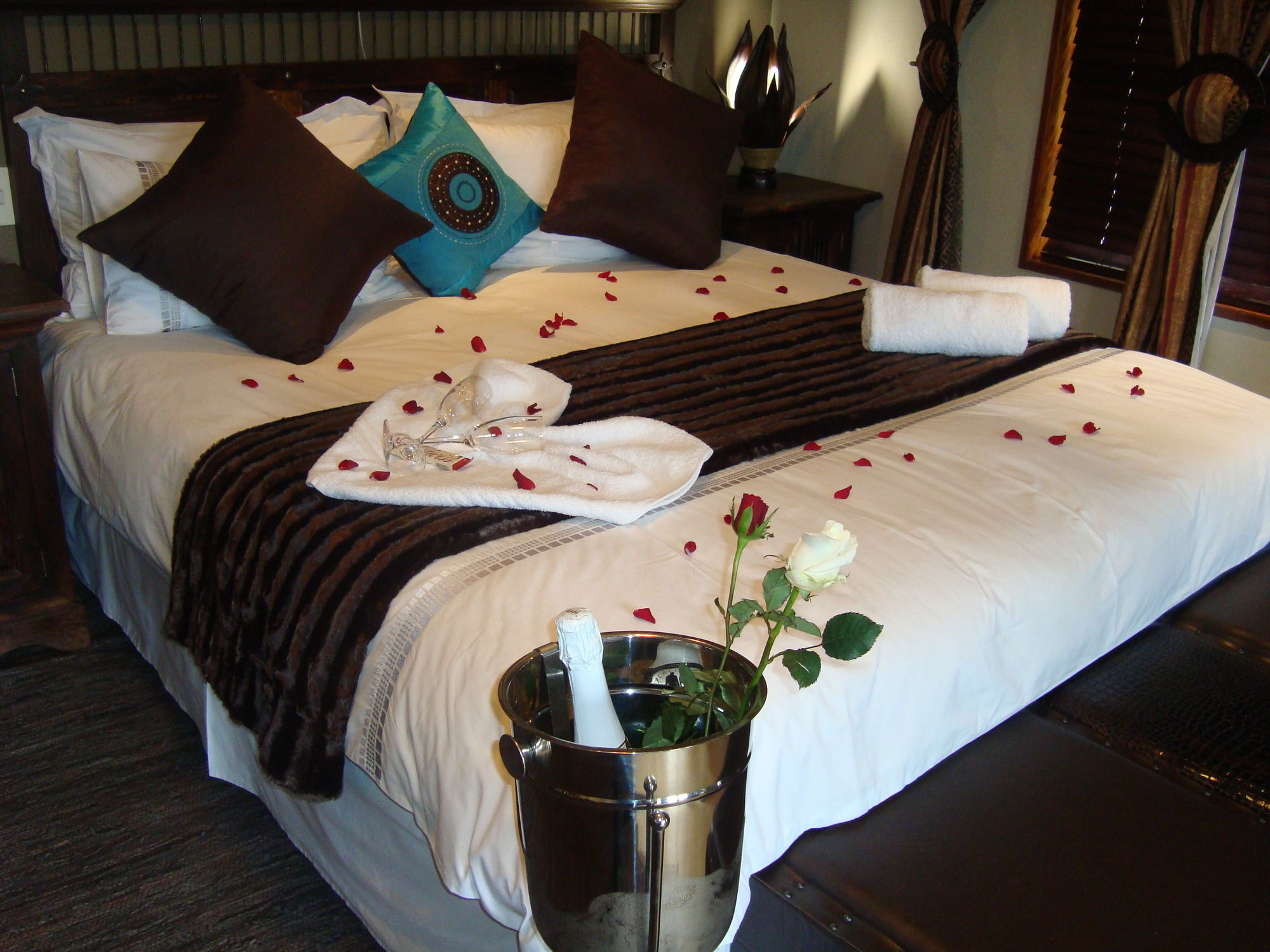 Waterfalls Boutique Hotel Pretoria-Noord Esterno foto